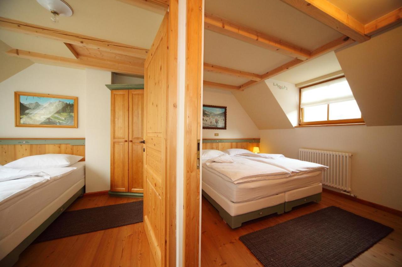 Kronau Chalet Resort 克拉尼斯卡戈拉 客房 照片